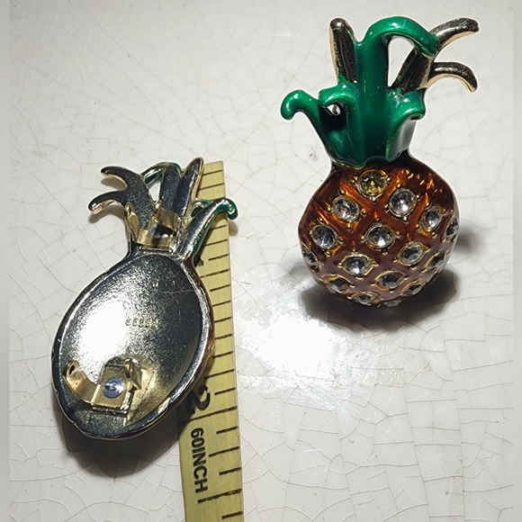 2 inch pineapples hardware for crafts, DIY, upcycle, designer, came from sandals - Picture 5 of 5